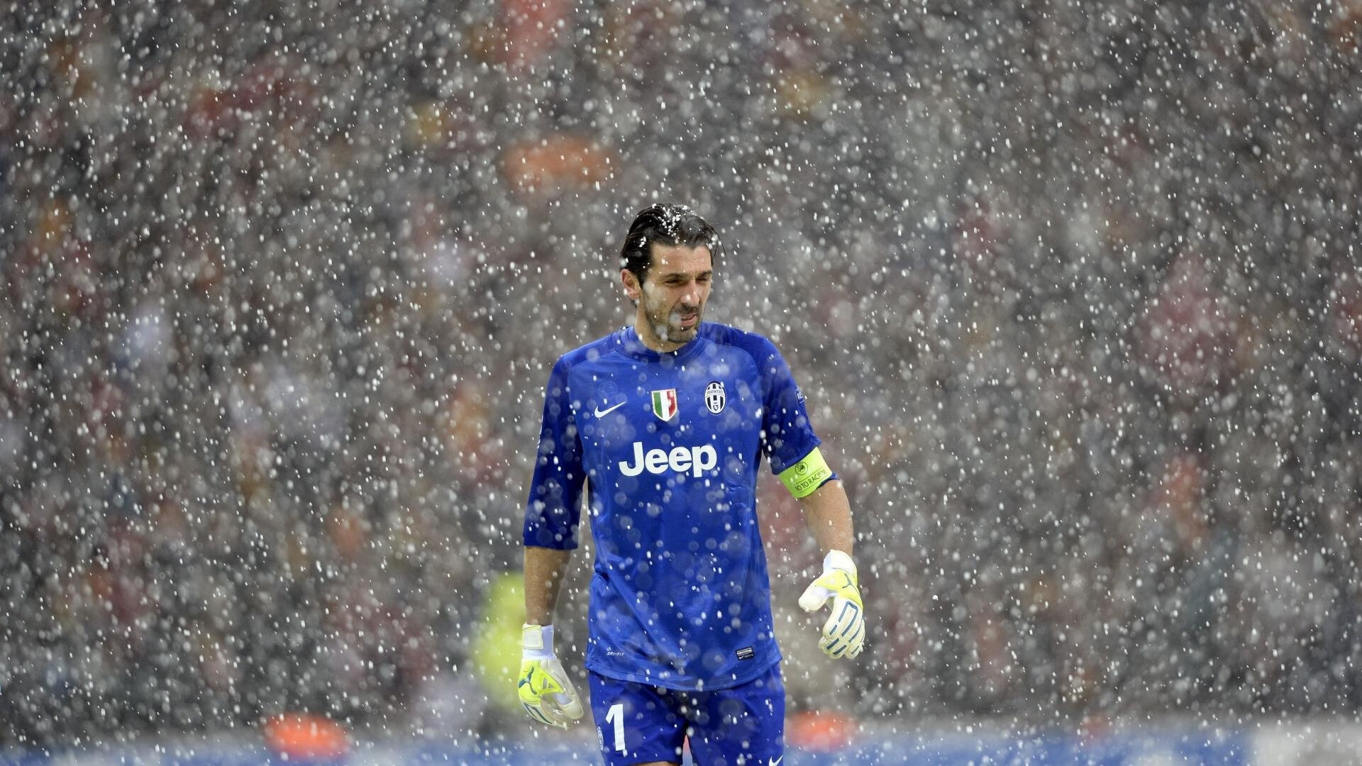 从拉沃尔杯绝杀到ATP总决赛封王,西西帕斯如何点燃新世代网球之火